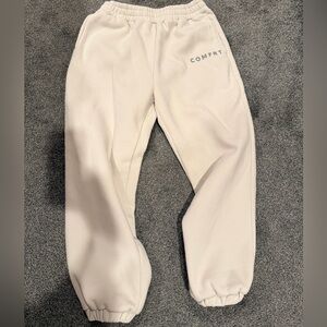 Women’s Comfrt Cream Sweatpants